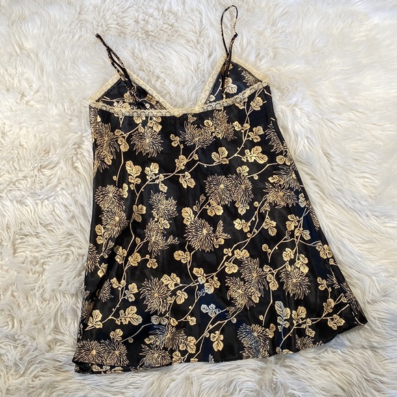 Victoria’s Secret • 2011 Vintage Tie Front Babydoll Floal - Picture 7 of 10